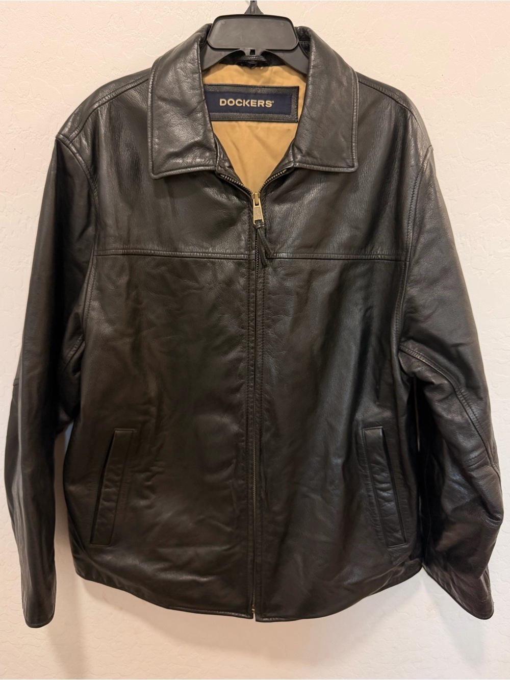 Dockers men’s medium Black cow Leather Zip Jacket coat vtg lined heavy thick